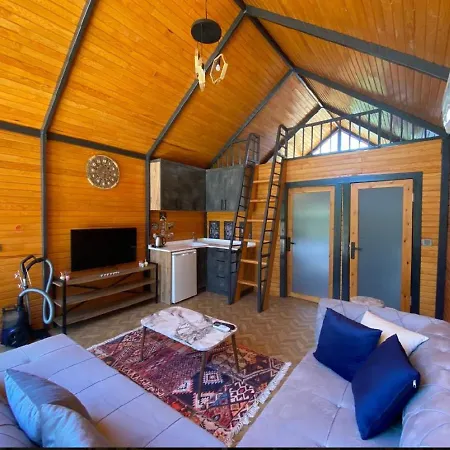 Affittacamere Fabulous Bungalow With Nature View In Konyaalti Antalia