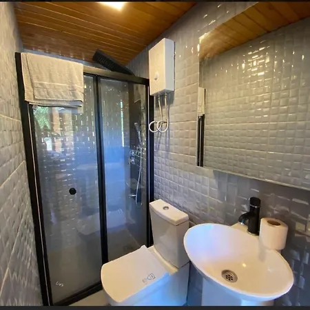 Affittacamere Fabulous Bungalow With Nature View In Konyaalti