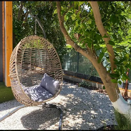 Fabulous Bungalow With Jacuzzi In Konyaalti